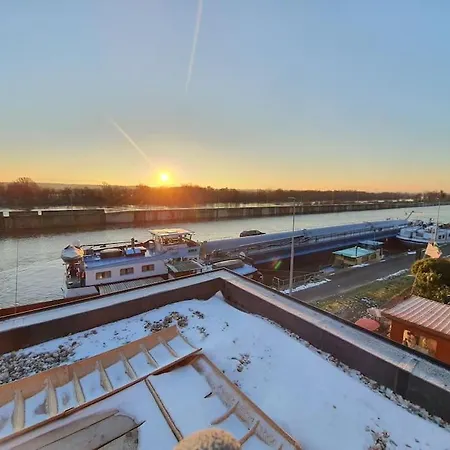 Waterside Zen - Maastricht Holiday home *
